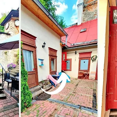 Tichy A Slnecny Loft Mikovini V Rusnom Centre Stiavnice Apartament Banská Štiavnica
